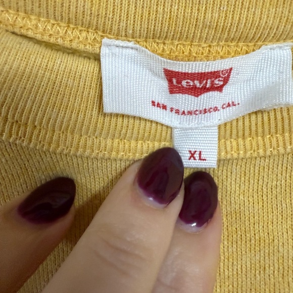 Levi's Yellow Crewneck Sweater Soft Cotton Casual - Picture 2 of 4